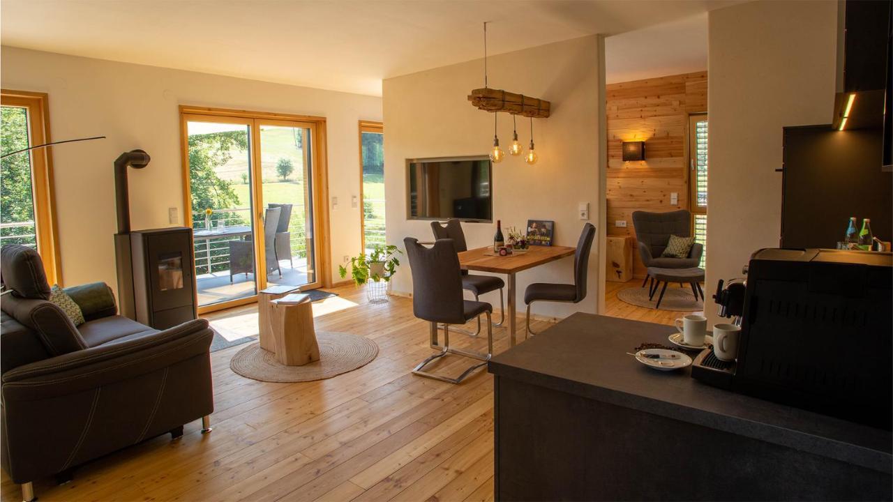 Das Logierhaus Bad Alexandersbad Esterno foto